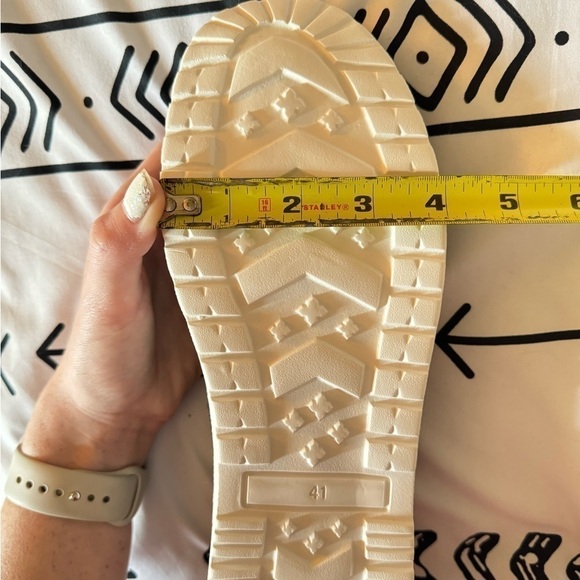 NWOT SHEIN Slip On Shoes - Picture 4 of 5